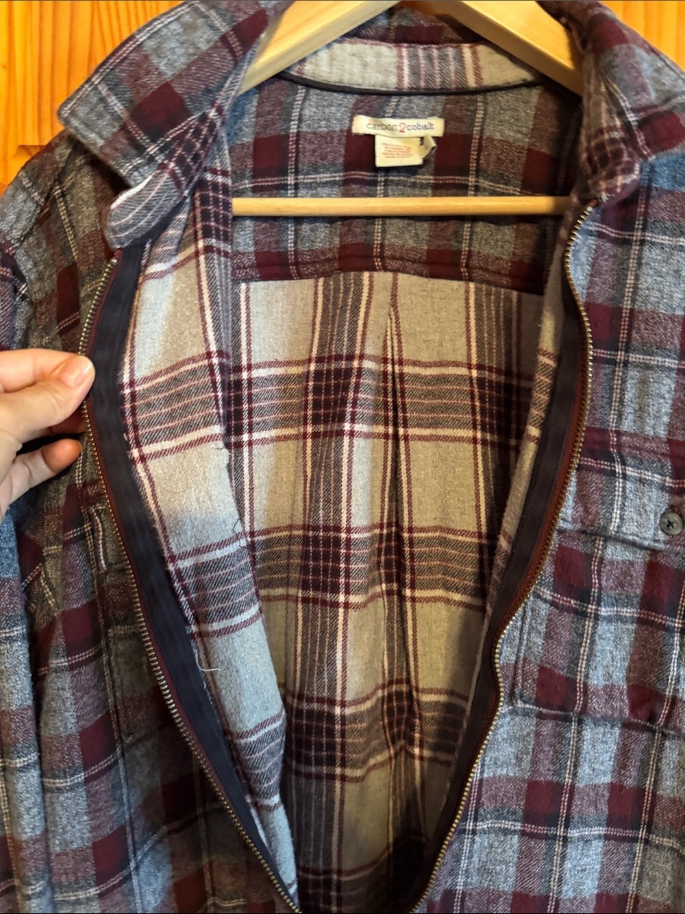 Men's Zip-Front Plaid Shirt Jacket in Gray and Burgundy - Picture 5 of 7